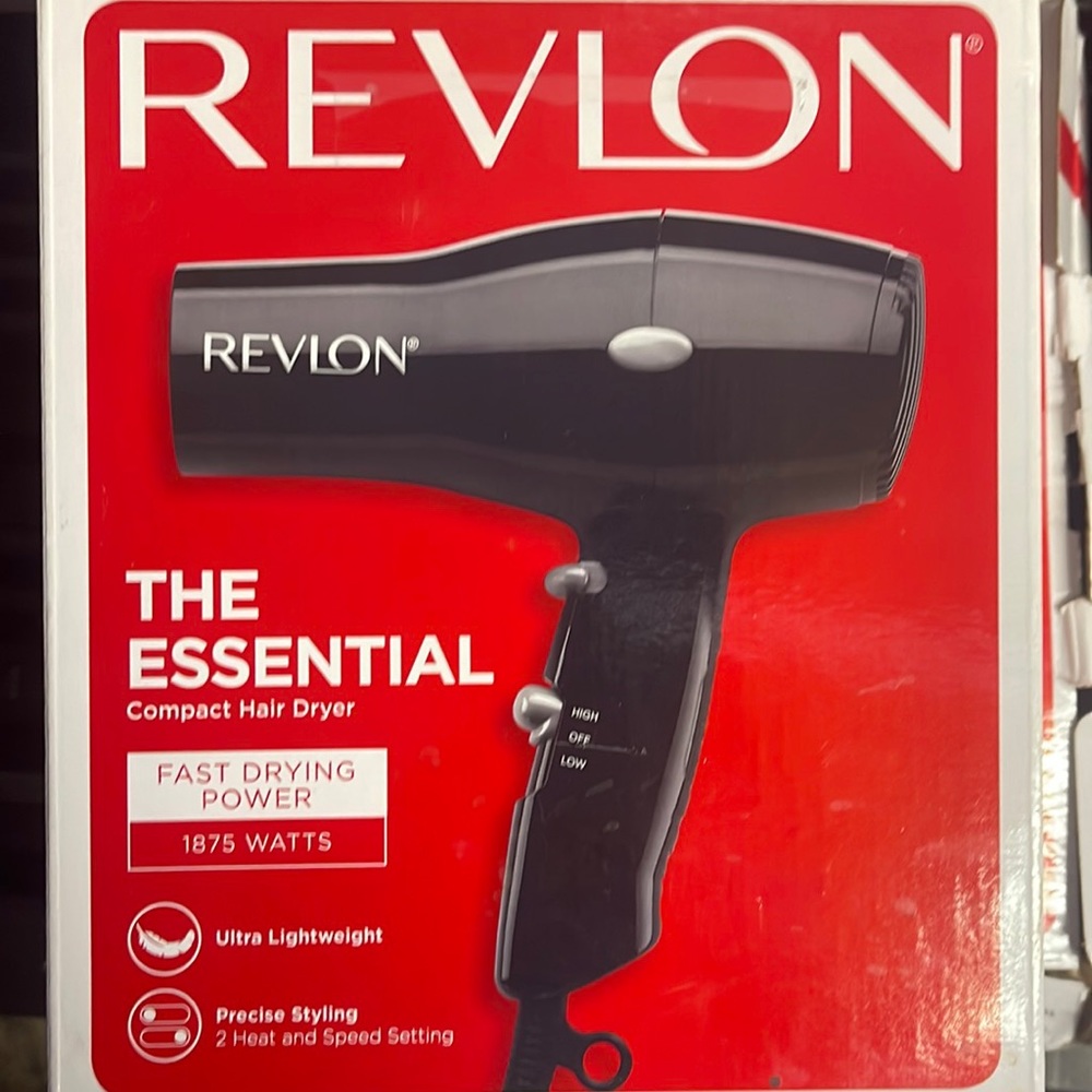 Revlon Essentials 1875W Compact Styler RVDR5034 new in the box.